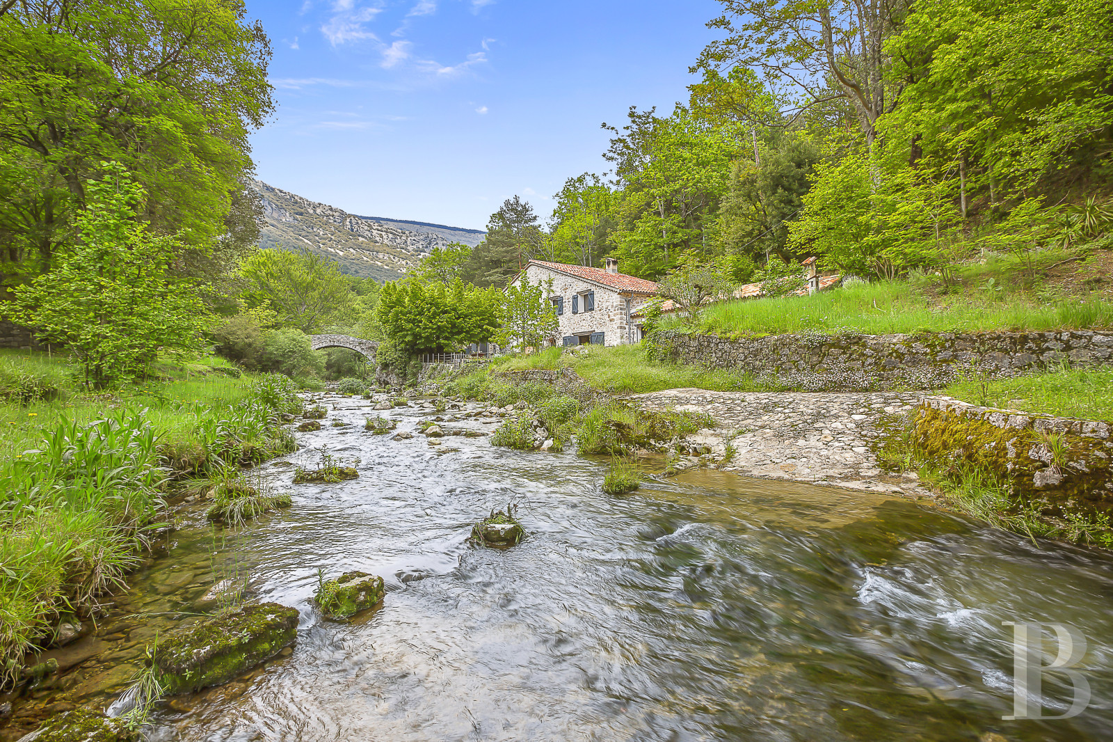 A former 19th-century water mill in the heart of nature north-west of Grasse in Alpes-Maritimes - photo  n°30